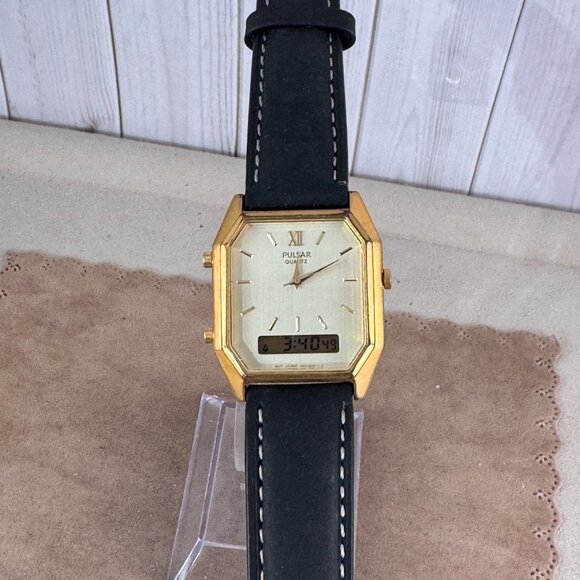 Vintage Pulsar Analog & Digital Alarm Wristwatch with dual time movement - Picture 2 of 9